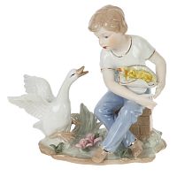 Фигурка декоративная "Мальчик и гусь", L18 W9 H18 см